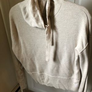 Universal Thread cowl neck